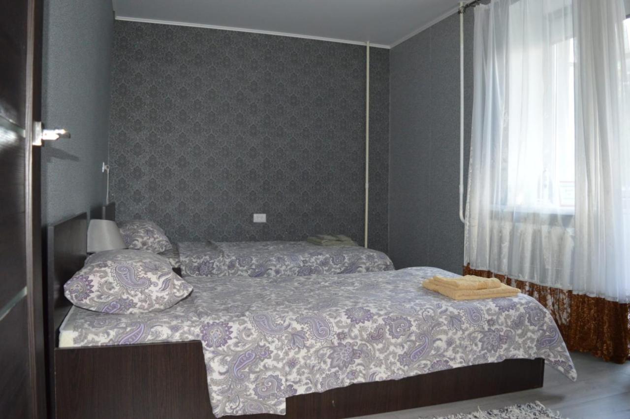 Apartament Gayadayenko 4 Apartment Pinsk Ngoại thất bức ảnh
